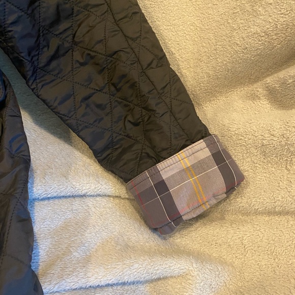 Barbour jacket - Picture 3 of 9